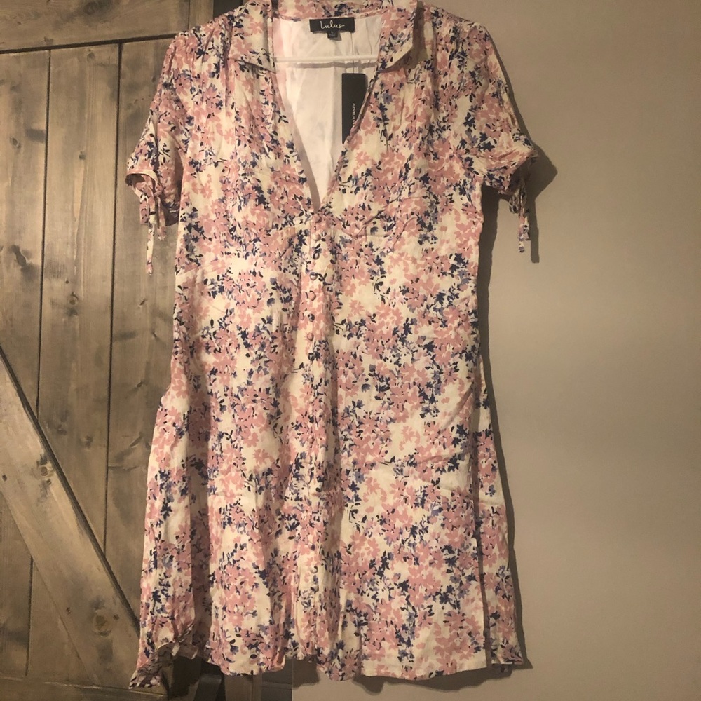 NWT lulus floral dress